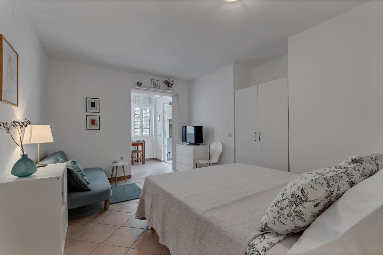 באסקה וודה Apartments Divna מראה חיצוני תמונה