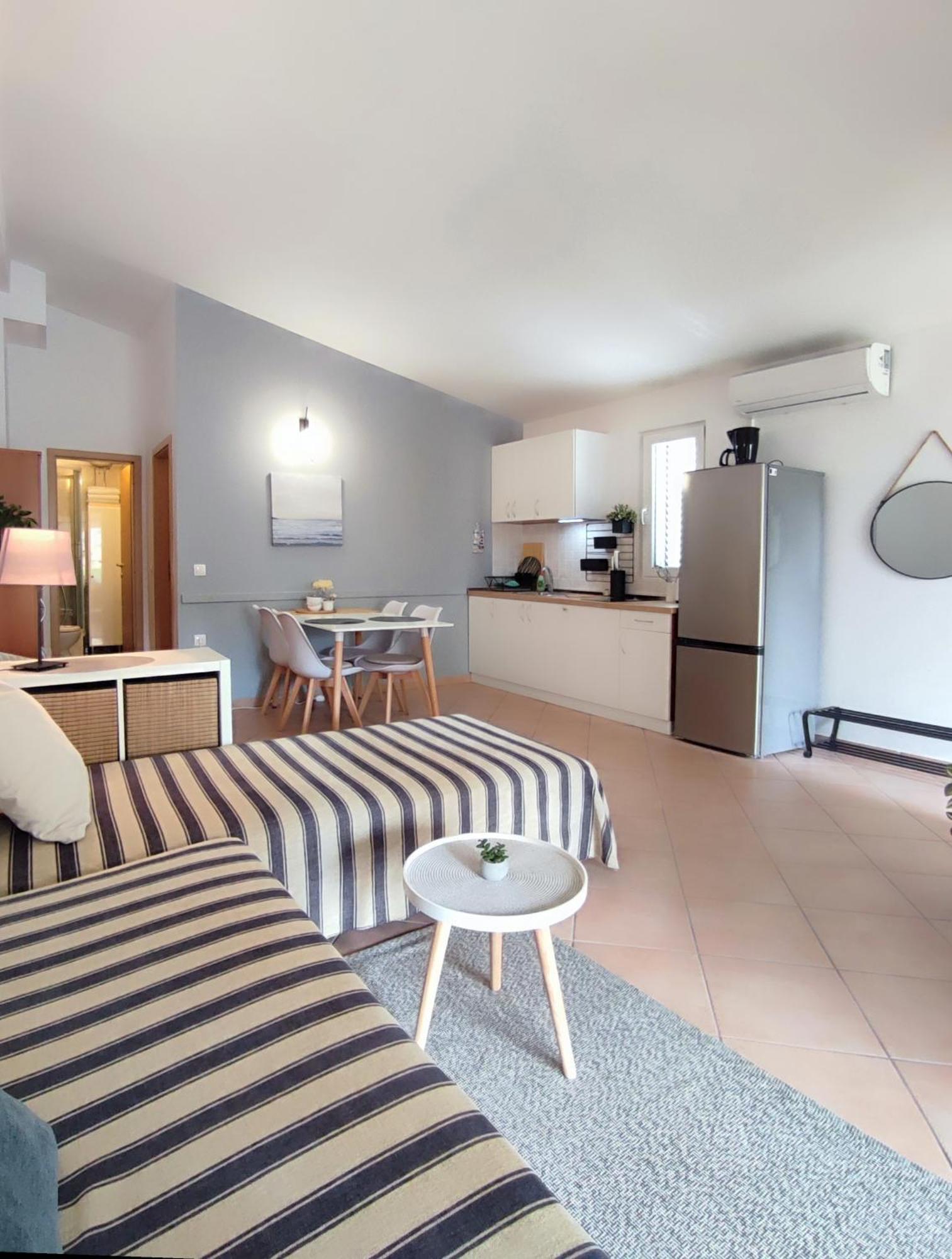באסקה וודה Apartments Divna מראה חיצוני תמונה